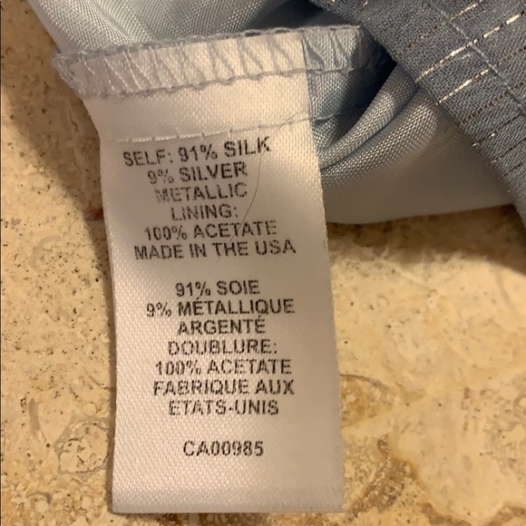 Gorgeous top by Nanette Lepore. - Picture 6 of 6